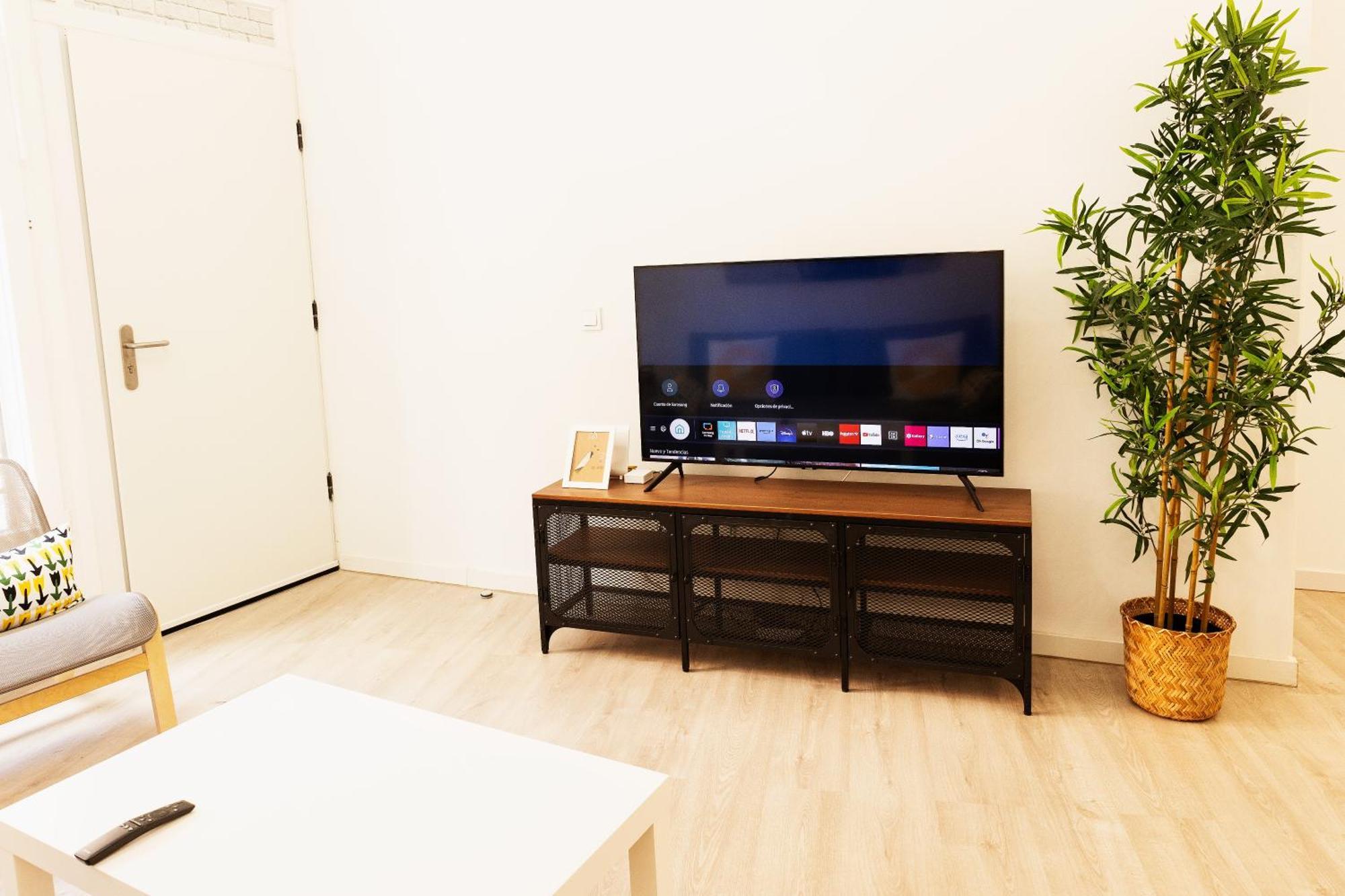 Bravo Murillo Apartment มาดริด ภายนอก รูปภาพ