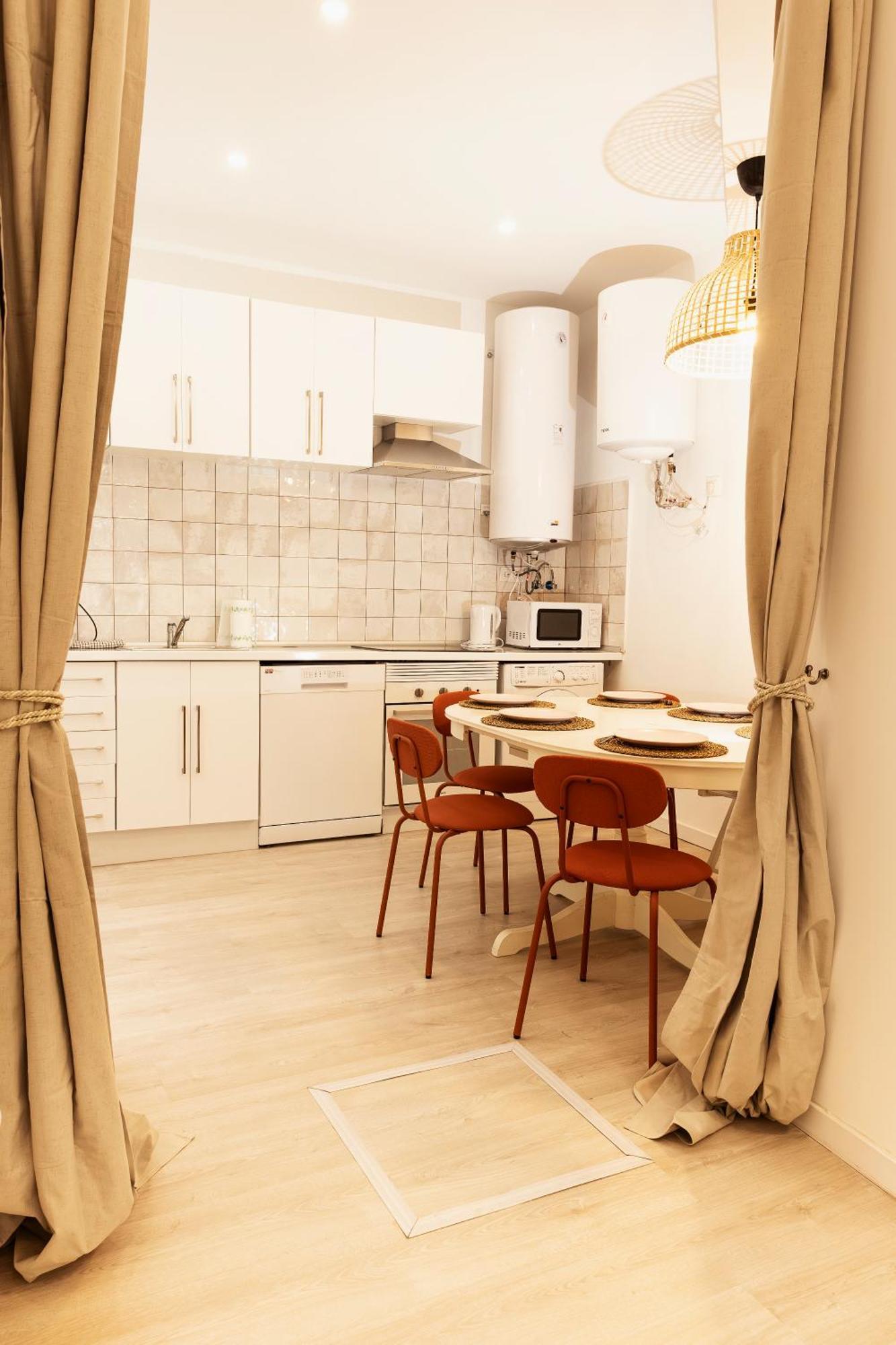 Bravo Murillo Apartment มาดริด ภายนอก รูปภาพ